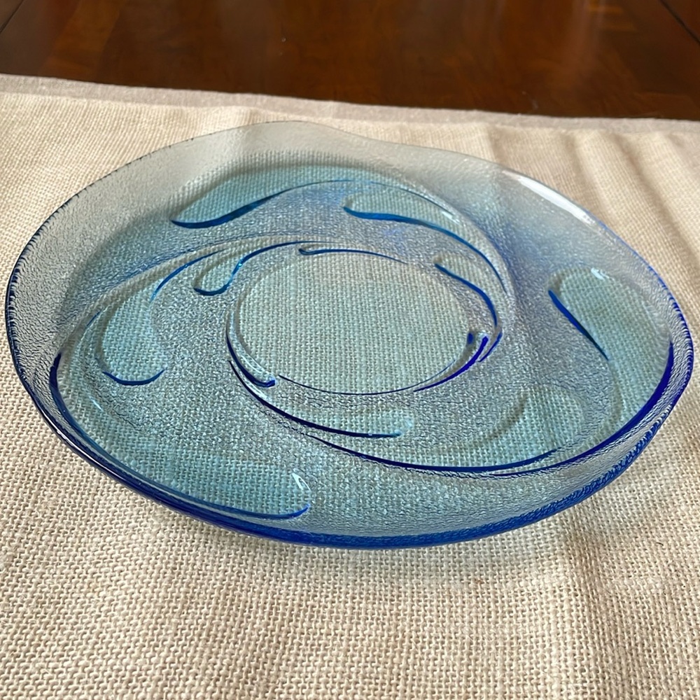 Pasari blue glass Swirl pattern 9.75” plate platter